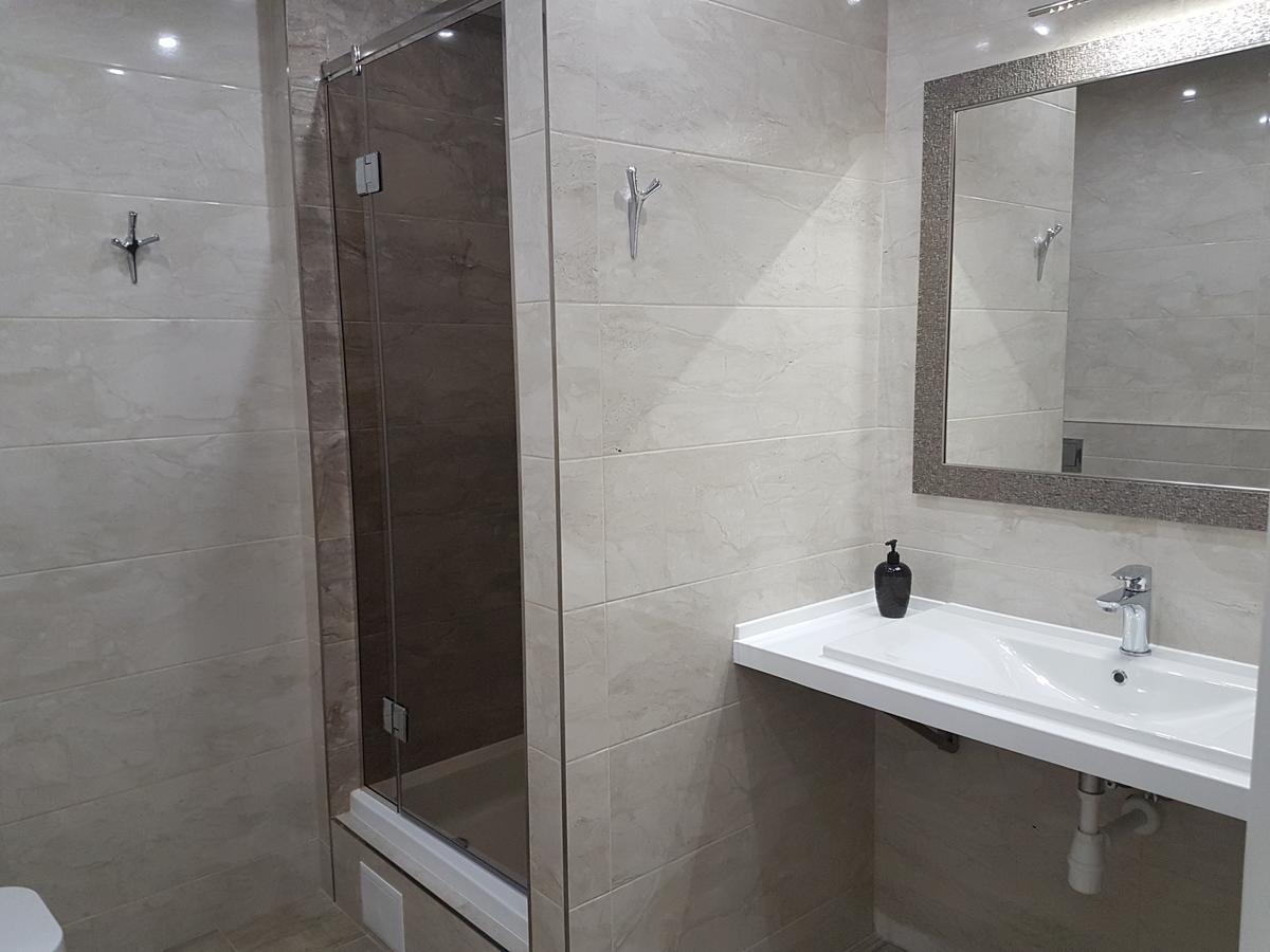 Royal Center-3 Rooms 3 Tv 基希讷乌 外观 照片
