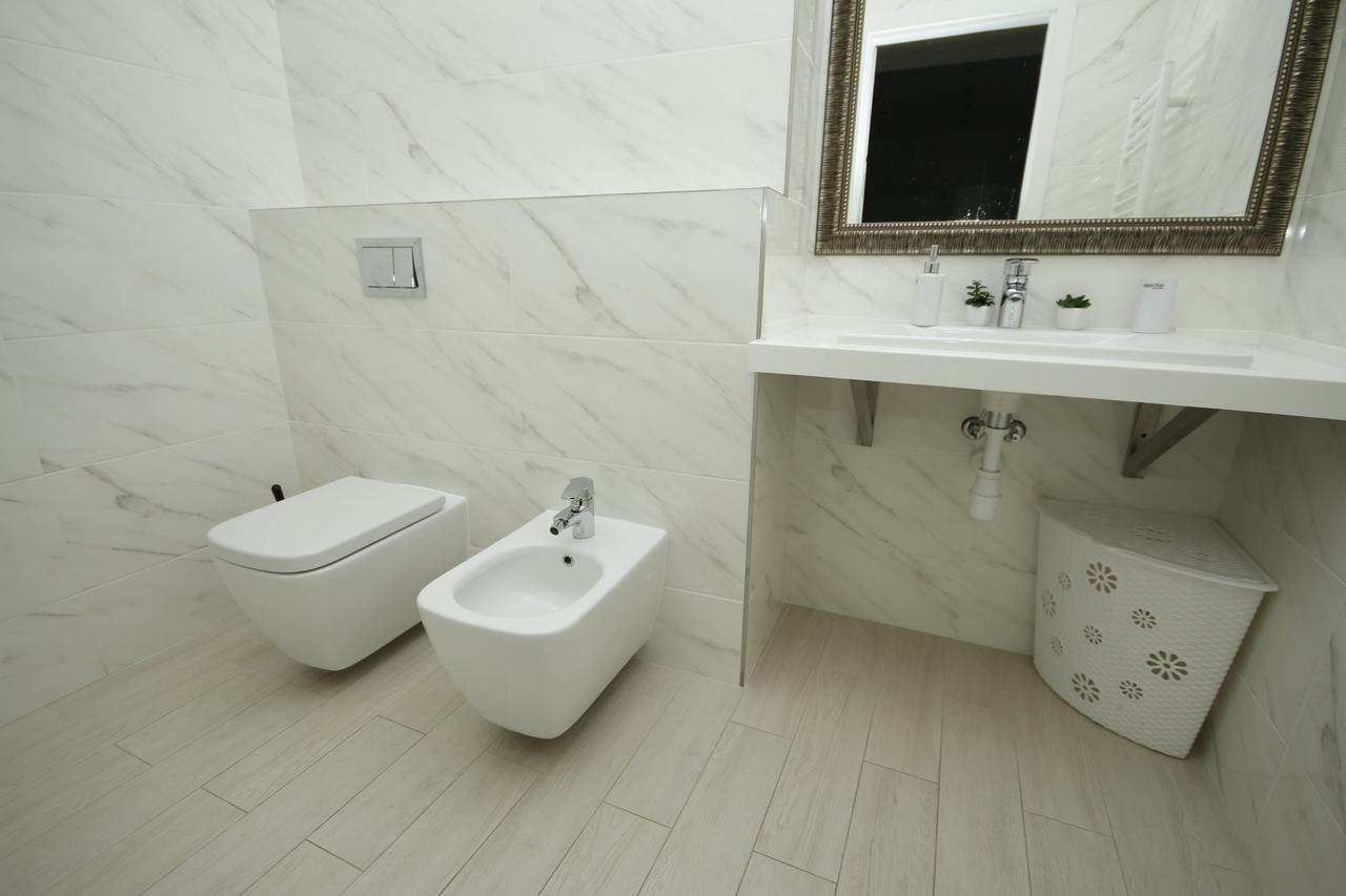 Royal Center-3 Rooms 3 Tv 基希讷乌 外观 照片